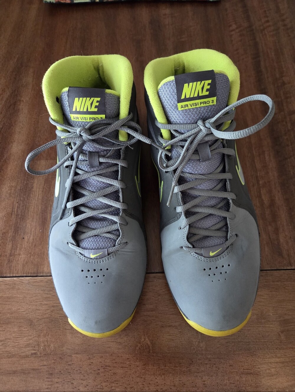 Nike Air Visi Pro 3 Mens Athletic Shoes Gray/Green Sporty Basketball Size 10.5